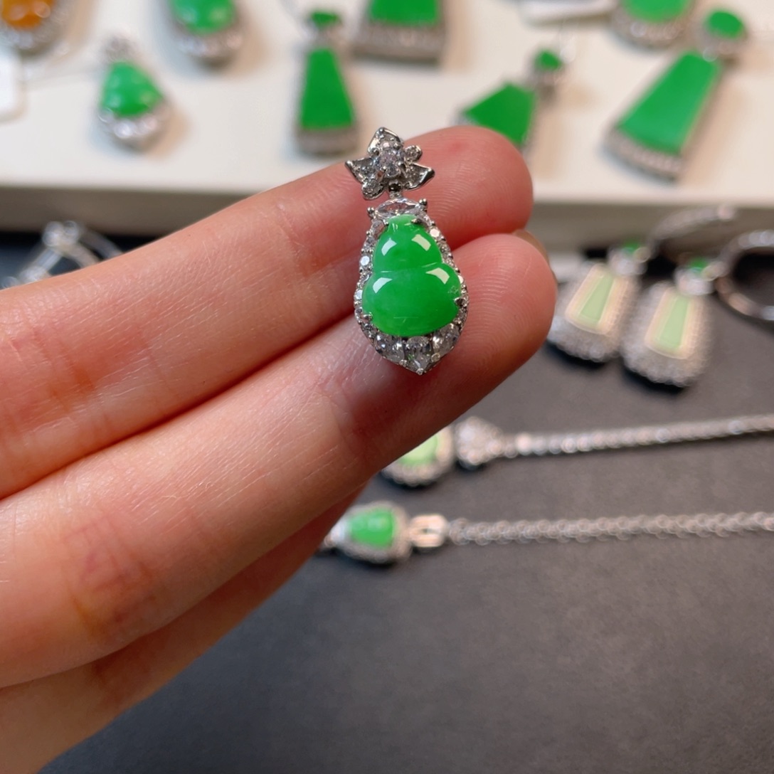 翡翠吊坠(不含链)银S925镶嵌