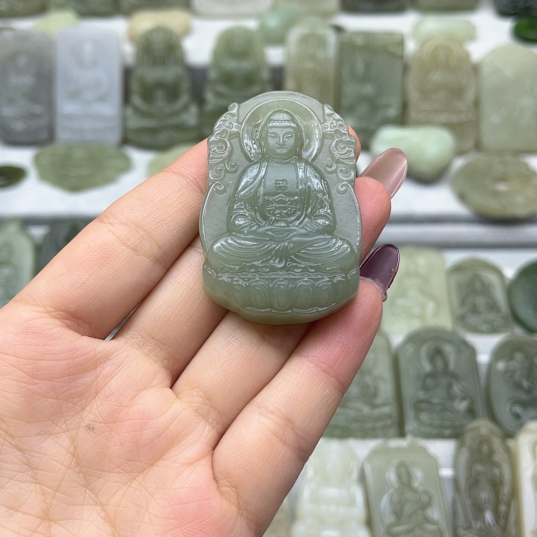 和田玉颈饰未镶嵌一**宝