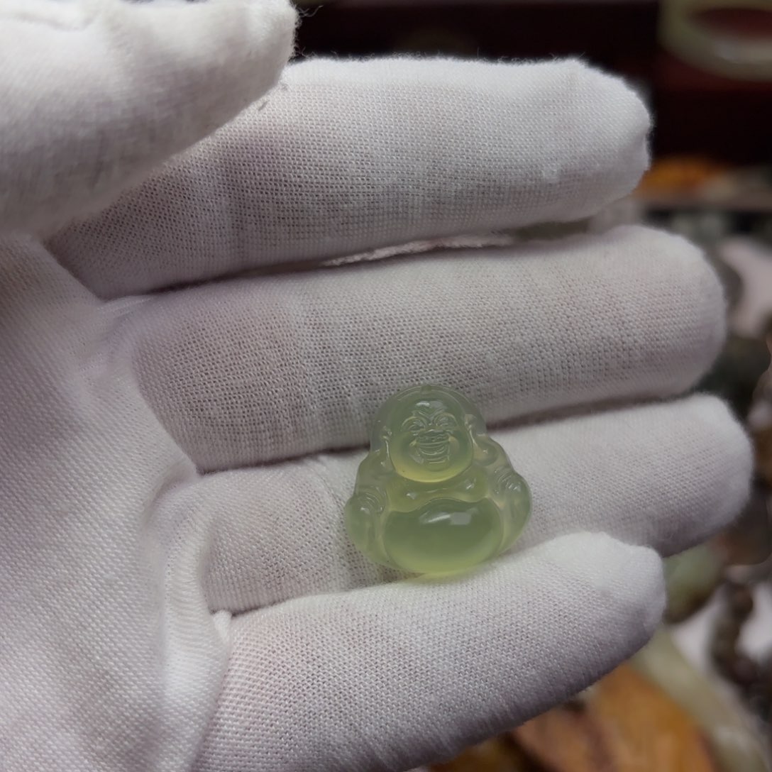 岫岩河磨玉（透闪石质玉）颈饰未镶嵌