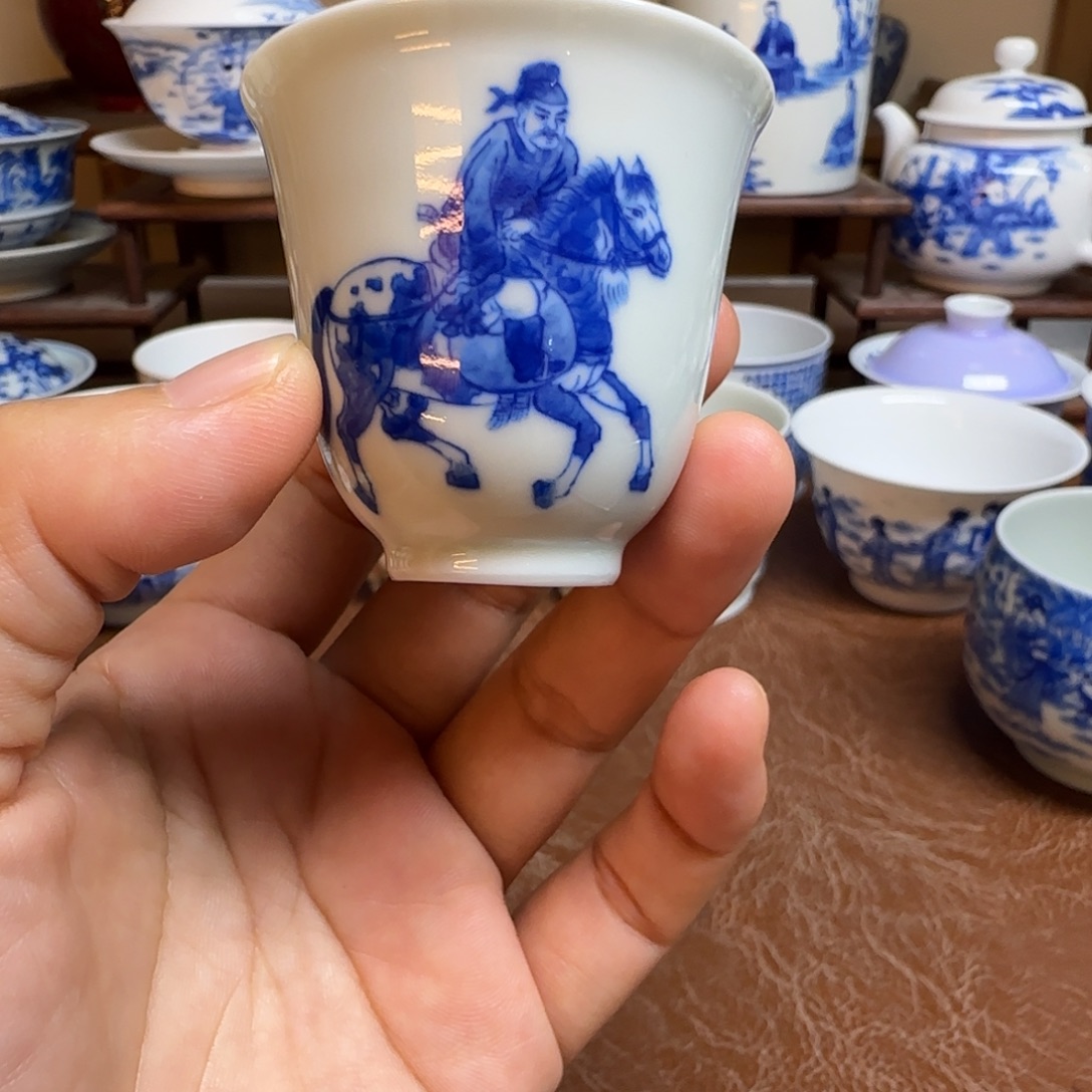 今天晚上的月亮很美