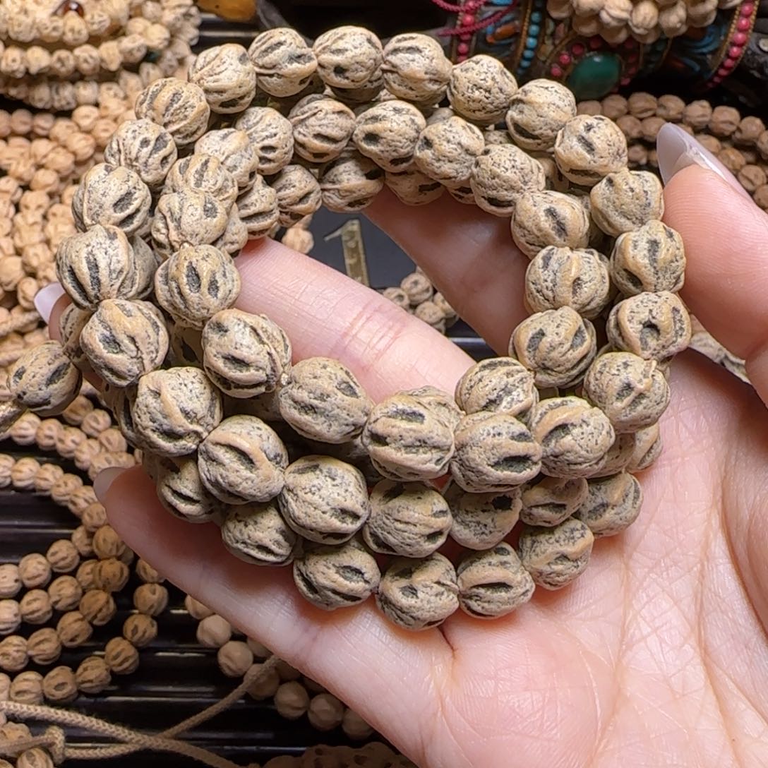 柏香籽/百香籽吊坠辛**达