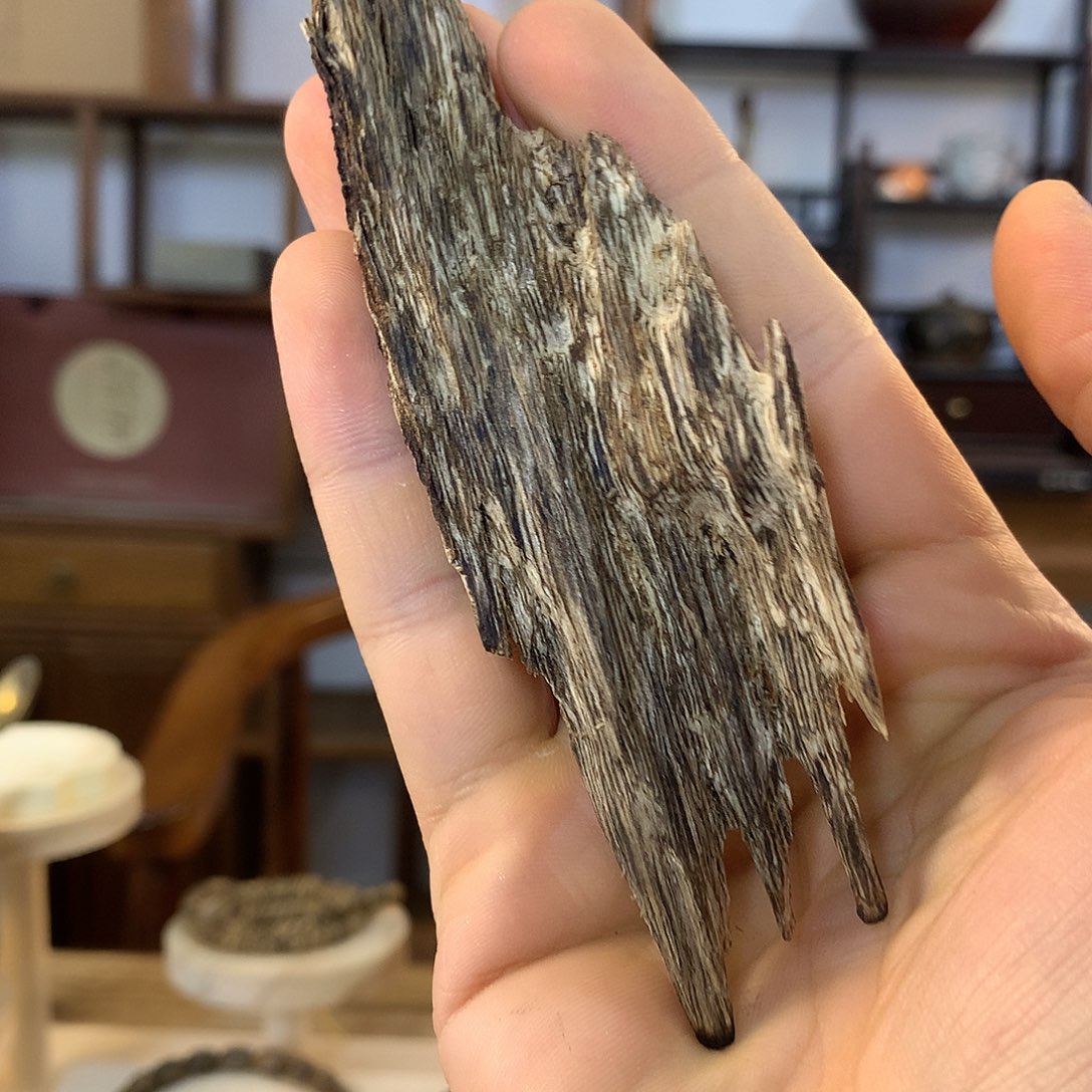 沉香碎屑沉香柬埔寨 碎料 13.7g