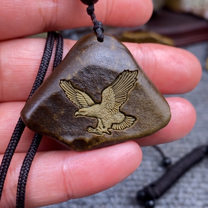 【闪购商品】原石雕刻手把件