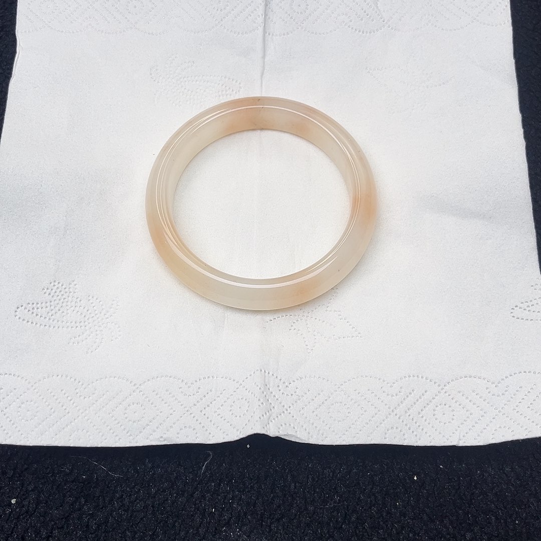 石英质玉未镶嵌手镯604