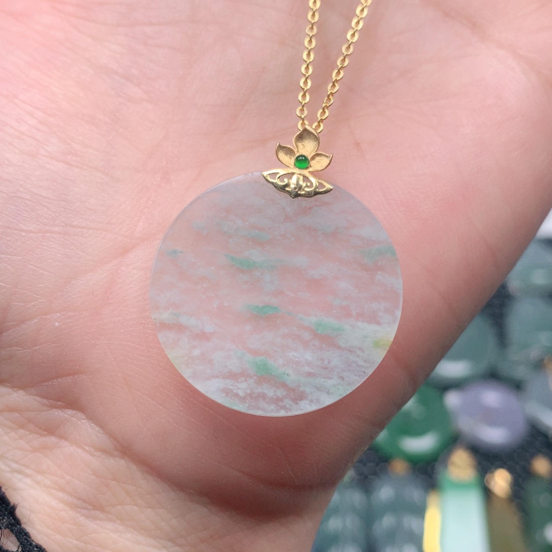 【闪购商品】翡翠吊坠(不含链)18K金镶嵌