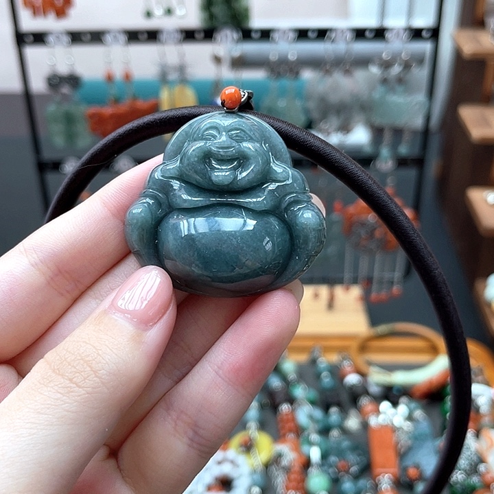 翡翠未镶嵌颈饰饰品