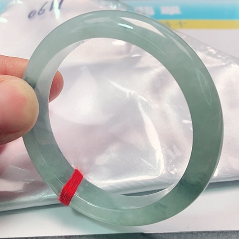 翡翠手镯未镶嵌0611号