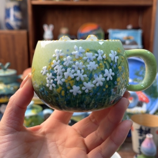 炉景德镇釉下手绘陶瓷 