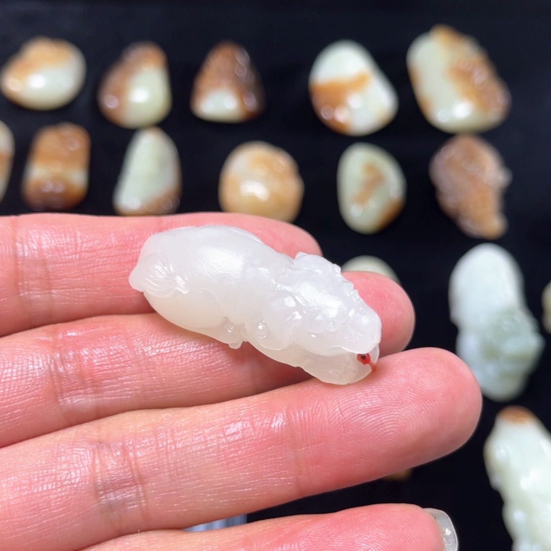 和田玉挂件未镶嵌