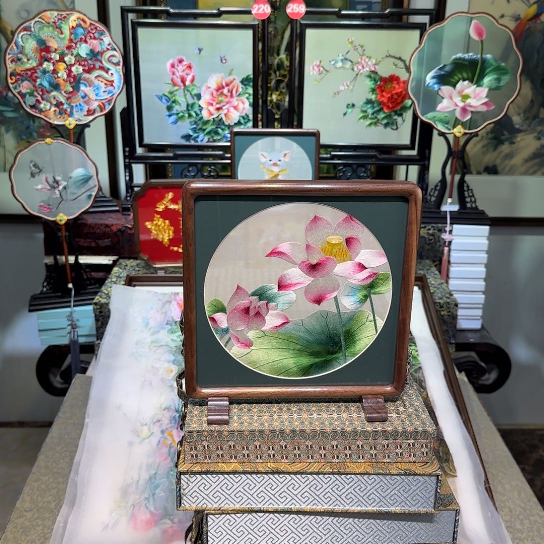 刺绣刺绣工艺精湛