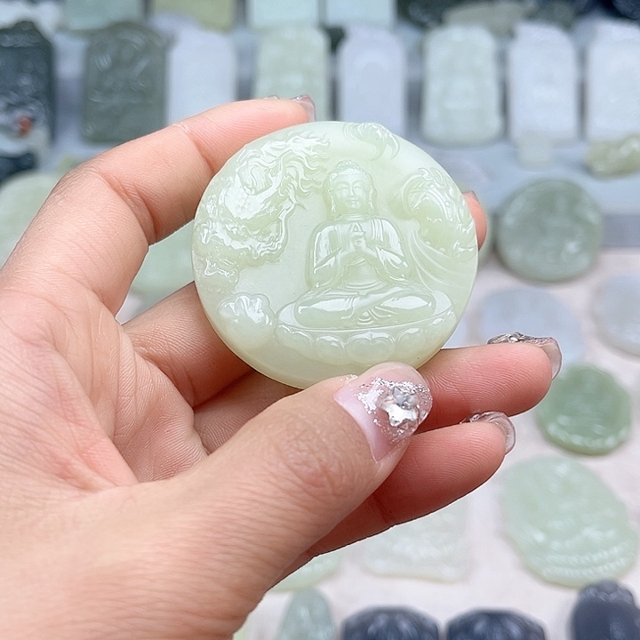 和田玉未镶嵌颈饰