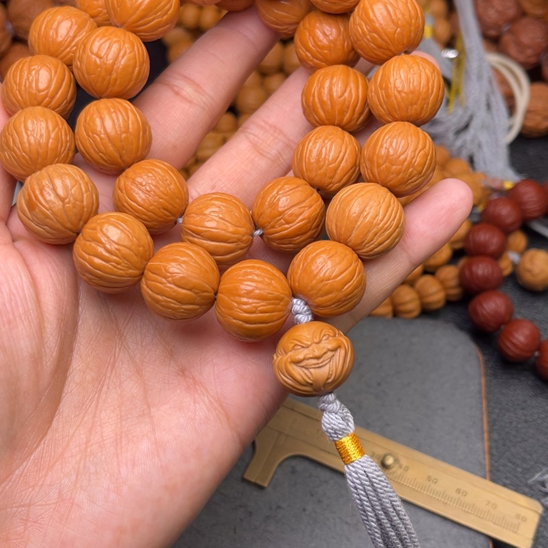 猴头核桃吊坠17聚宝盆手持穿舔僧流苏