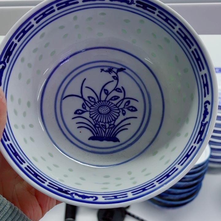 青花玲珑6寸面碗兰花