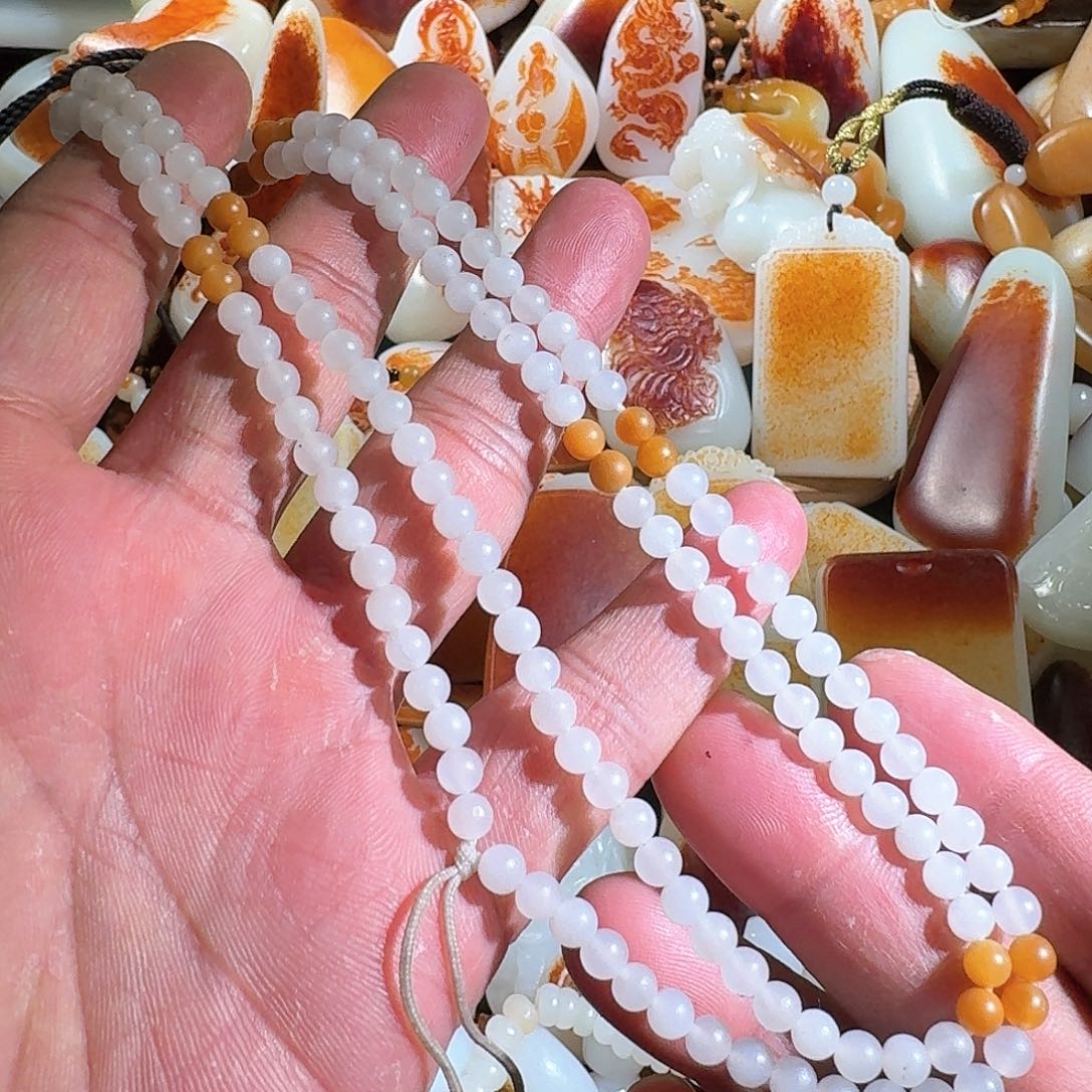 和田玉挂件未镶嵌