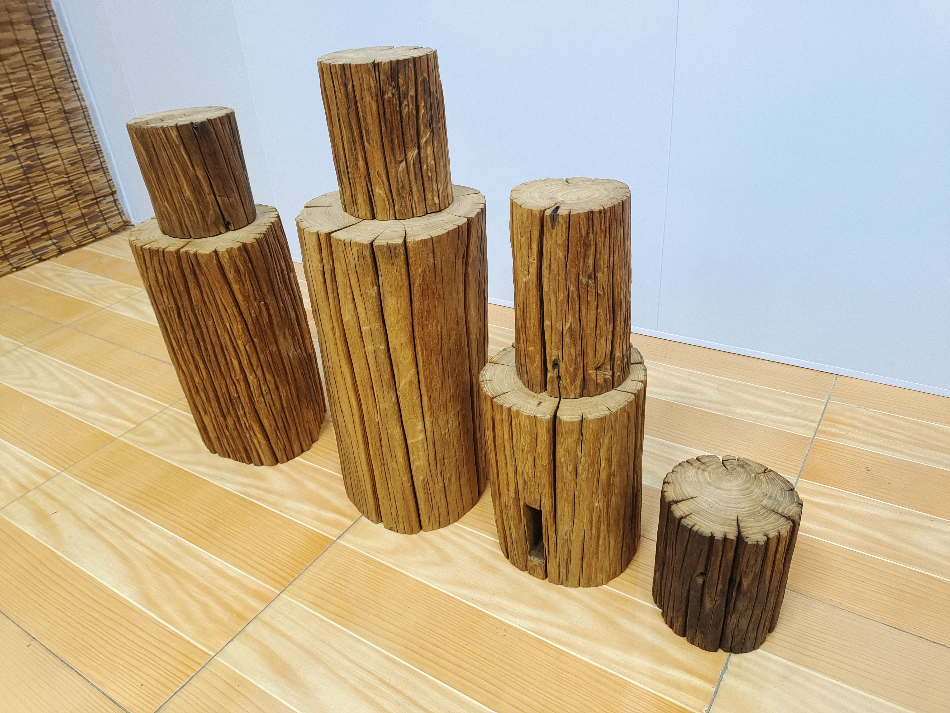 风化老榆木柱子定制风化木墩花墩室内外装修风化木