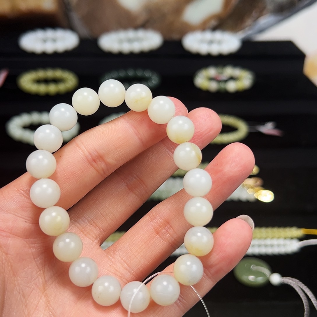 和田玉手链未镶嵌