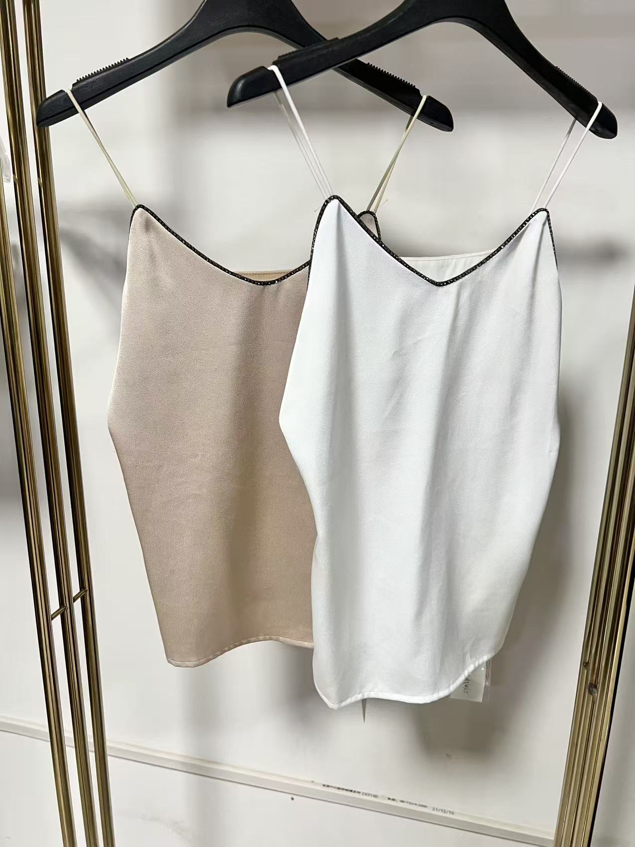 气质吊带碎钻镶边春夏内搭打底吊带时尚百搭（默认微瑕疵不影响穿）