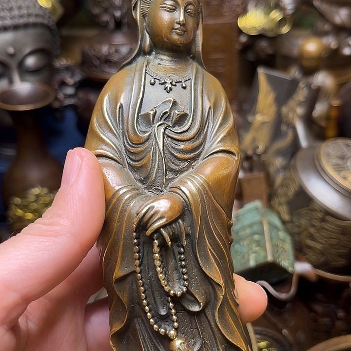 精美铜器批发档口