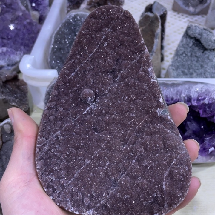 紫晶紫金洞未镶嵌