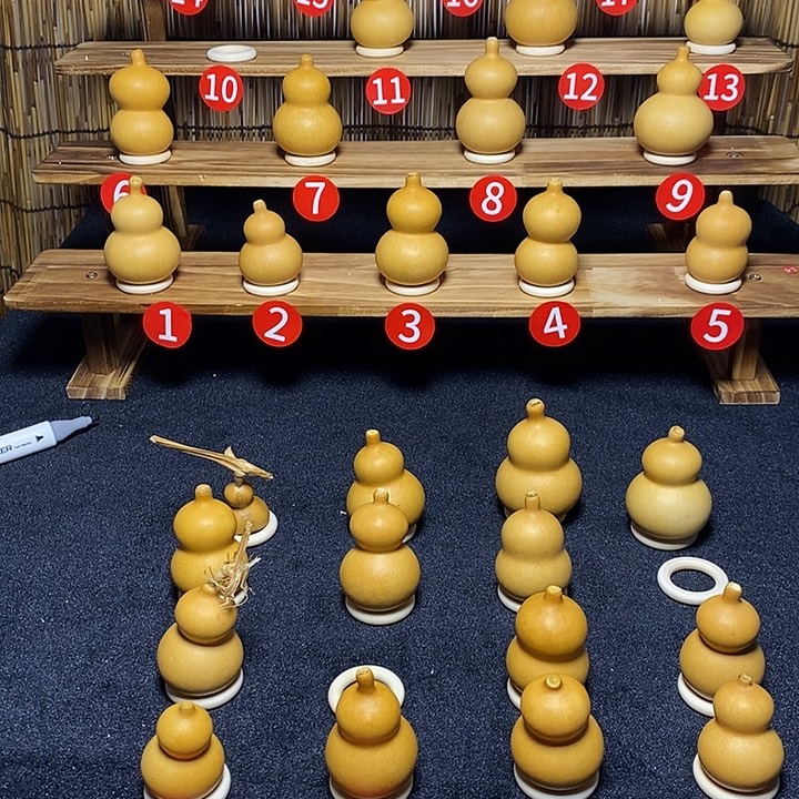 砥***行大叶紫檀（黑酸枝木类）