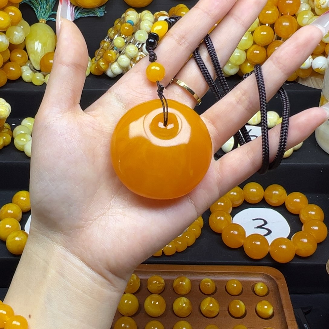 初***~公主扣全品无暇吊坠