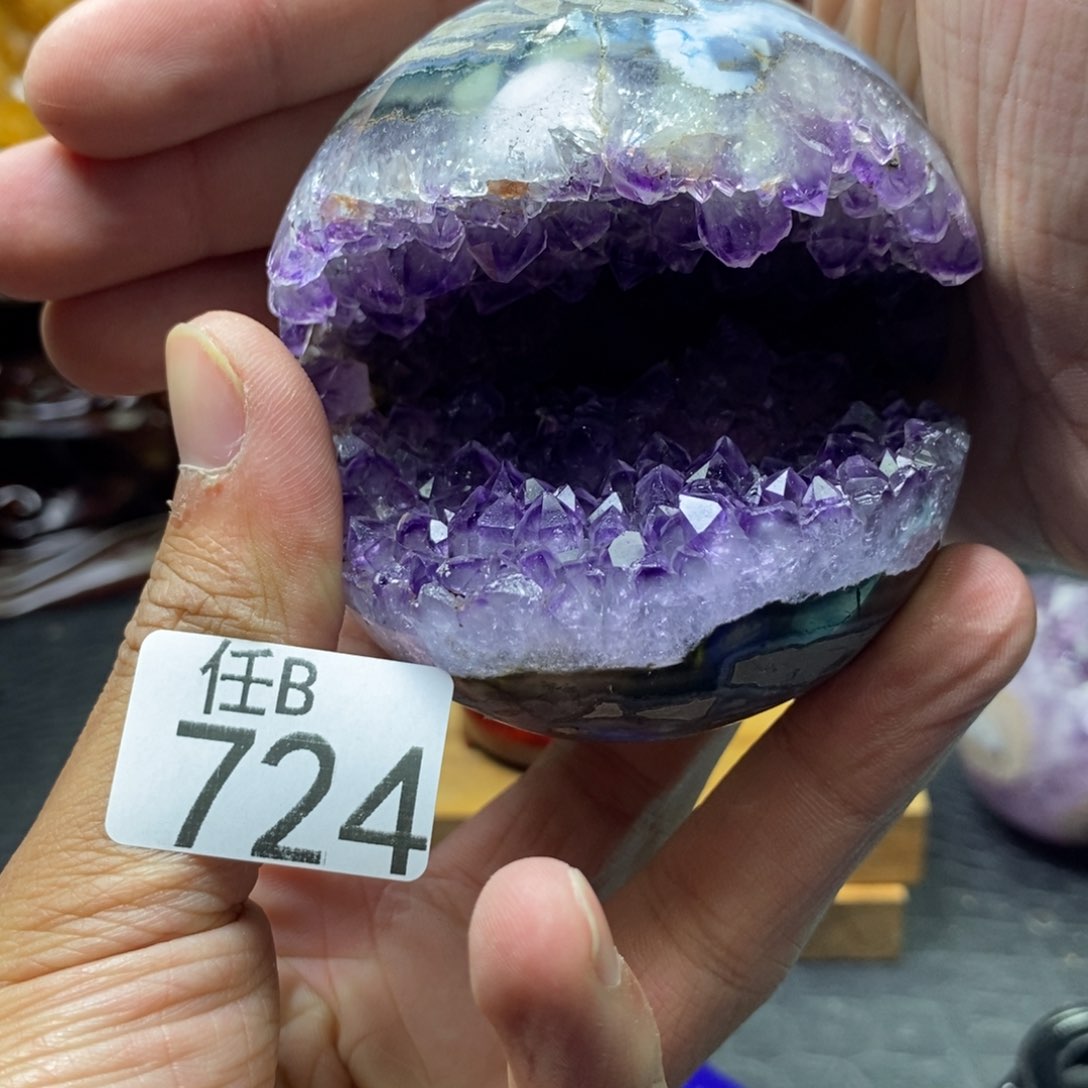 水晶大型摆件（非配饰）未镶嵌