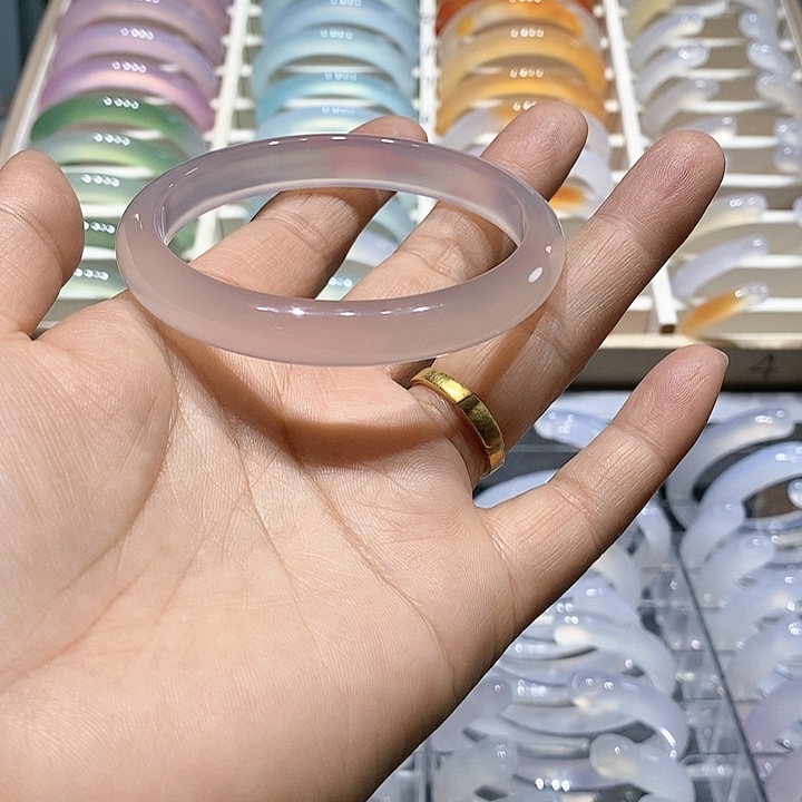 【闪购商品】玛瑙/玉髓手镯未镶嵌