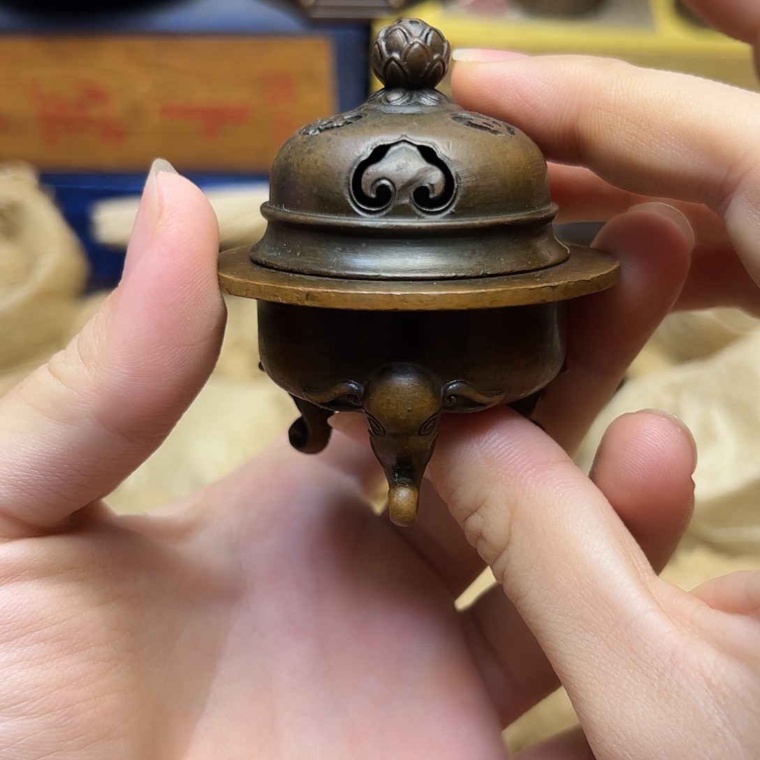精美铜器摆件下单