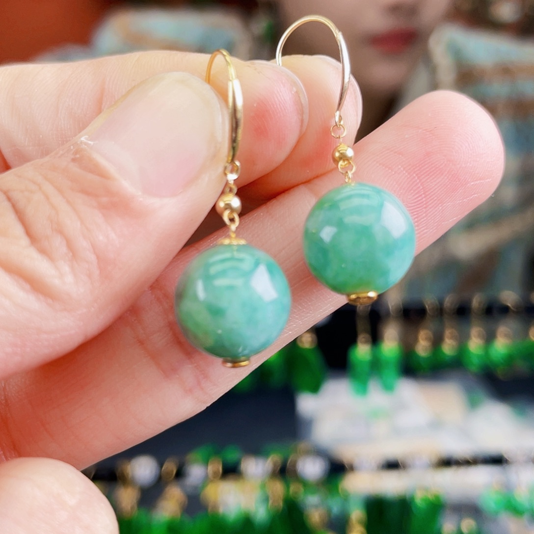 翡翠18K金镶嵌耳饰