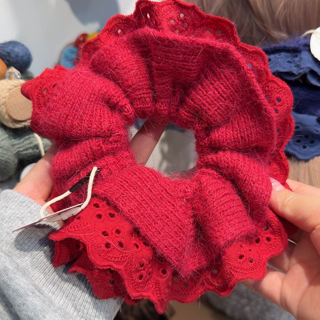 皮质非金属红色毛线发圈