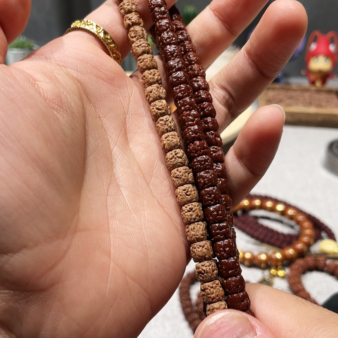 嘻***.金刚菩提吊坠龙切108