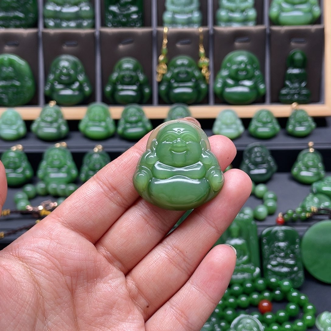 和田玉吊坠未镶嵌