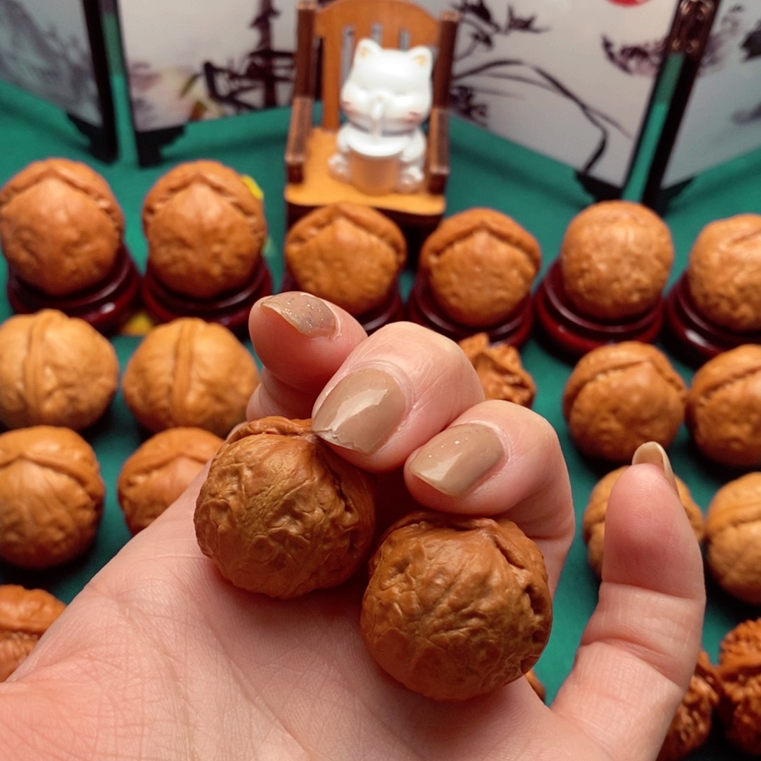 文玩核桃吊坠磨盘墩