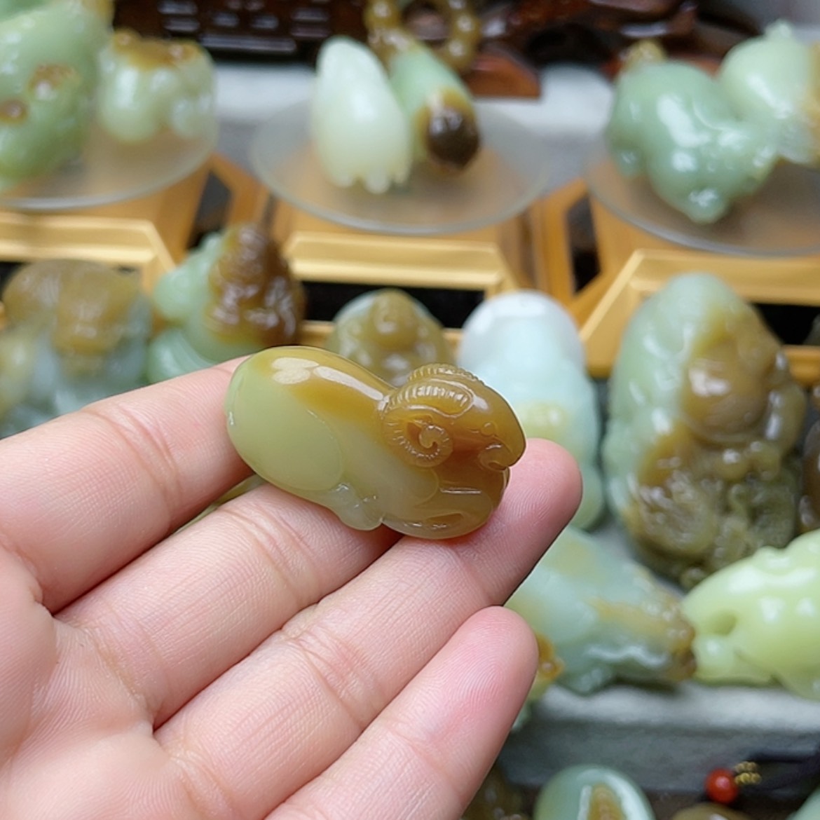 【闪购商品】未镶嵌和田玉挂件易*阁