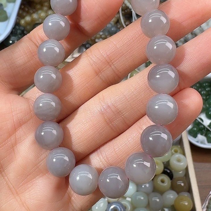 流***年和田玉未镶嵌颈饰10mm