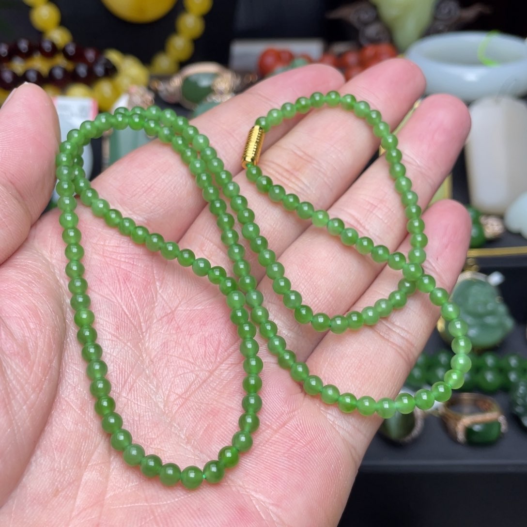 和田玉颈饰未镶嵌项链款式