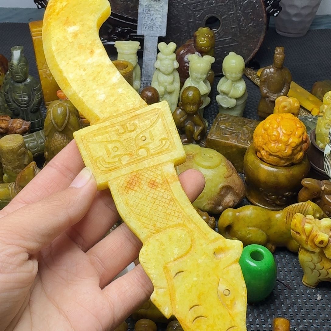 白玉菩提吊坠。。。