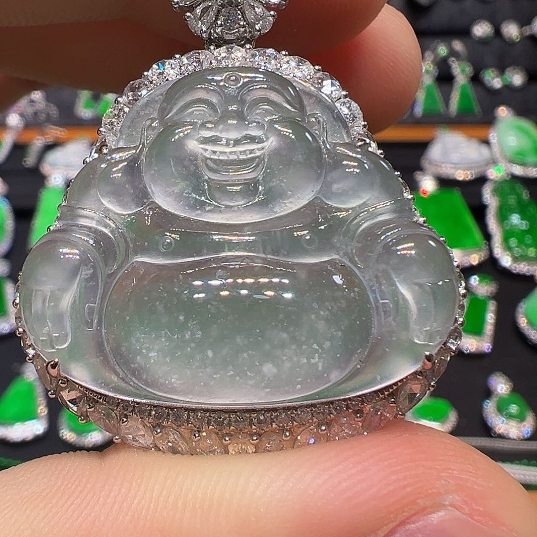 翡翠18K金镶嵌颈饰翡翠首饰