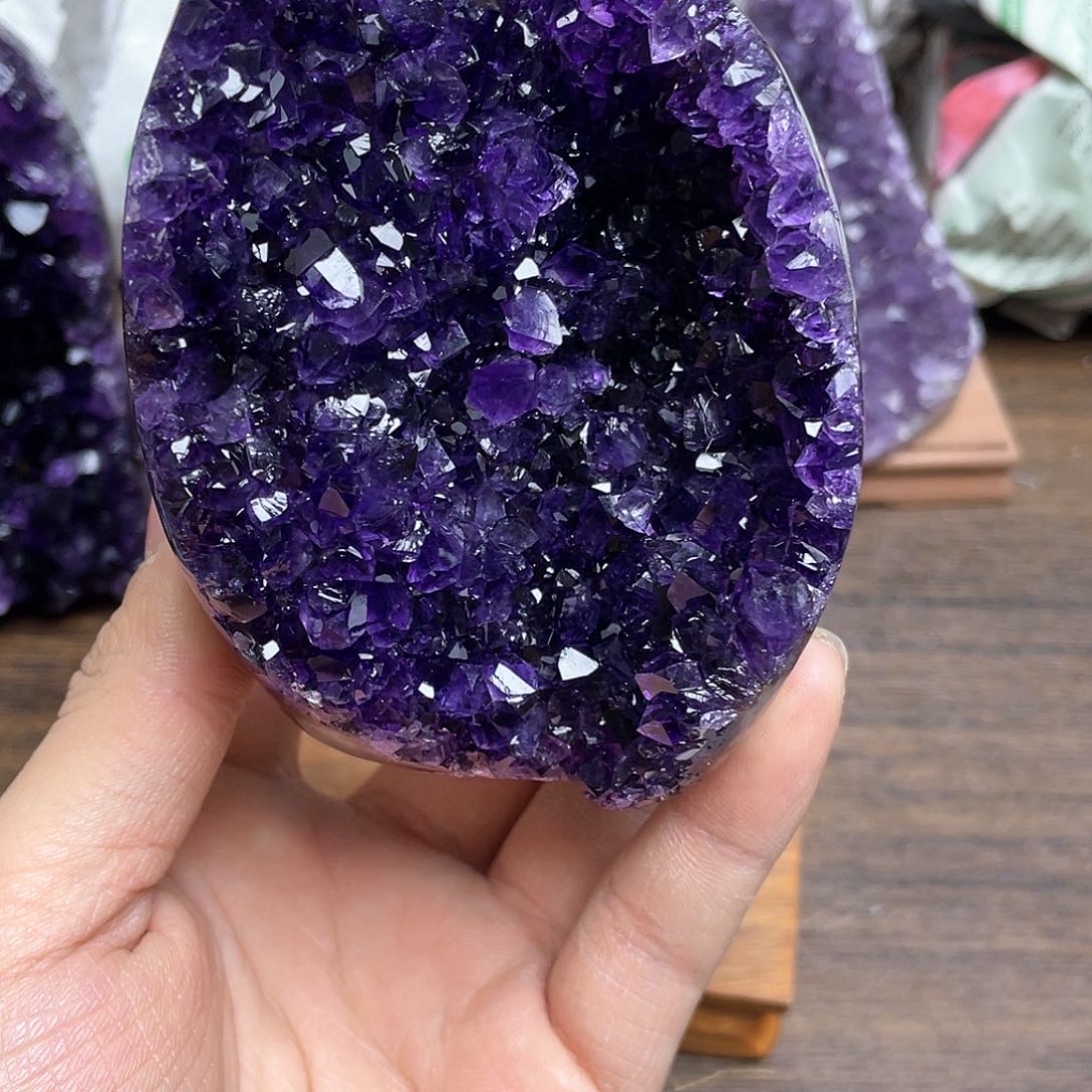 紫晶大型摆件（非配饰）未镶嵌