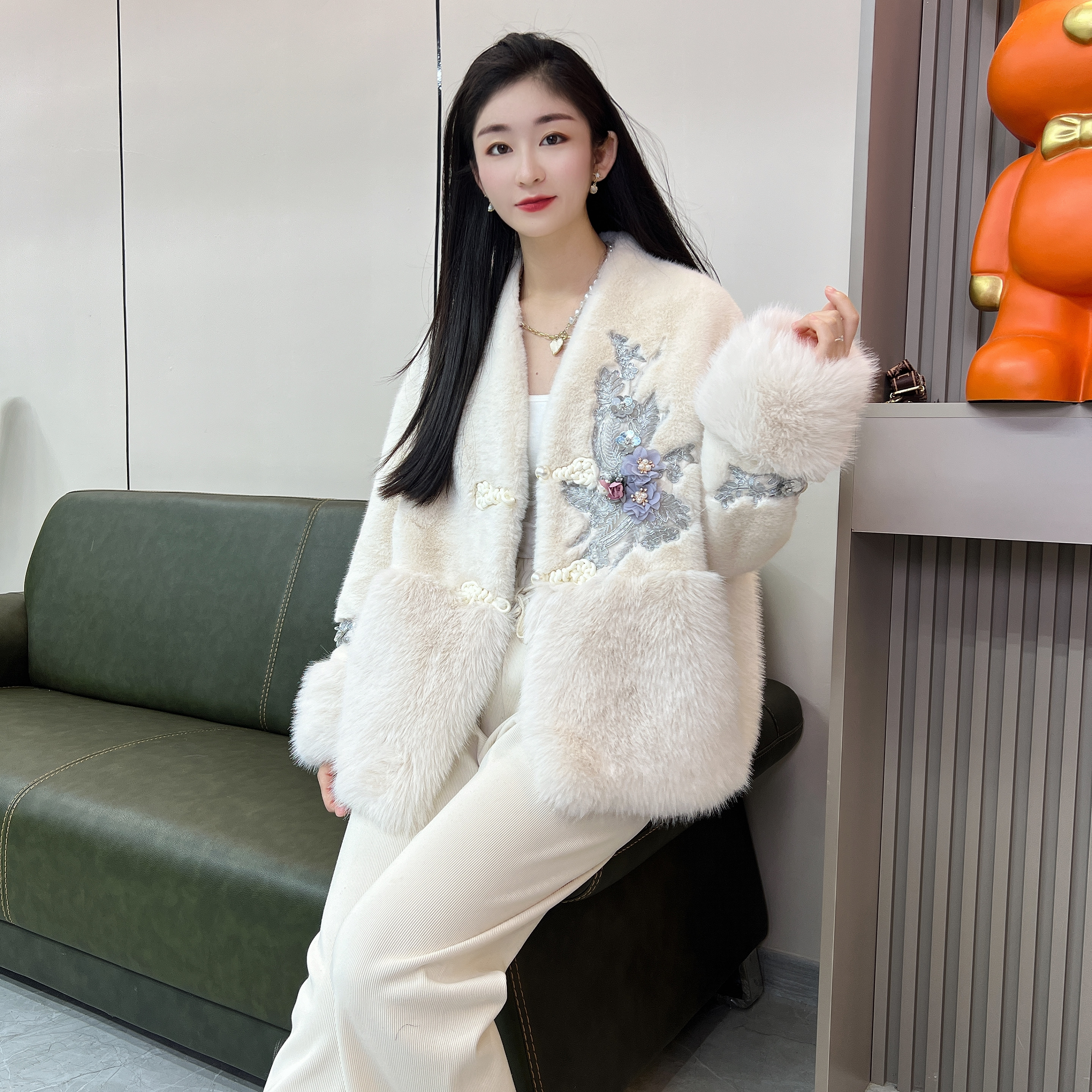 托卡外套女装气质网红轻奢时尚秋冬冬季套装设计师均码90-160斤