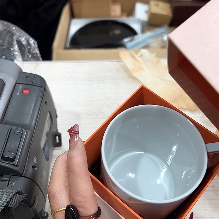 吉**?新亿阁中古杂项无售后