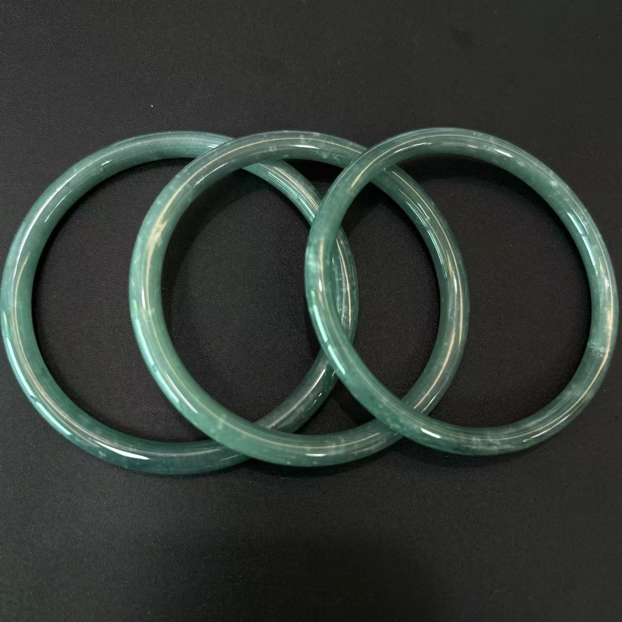 翡翠圆条手镯（多样性发一件）