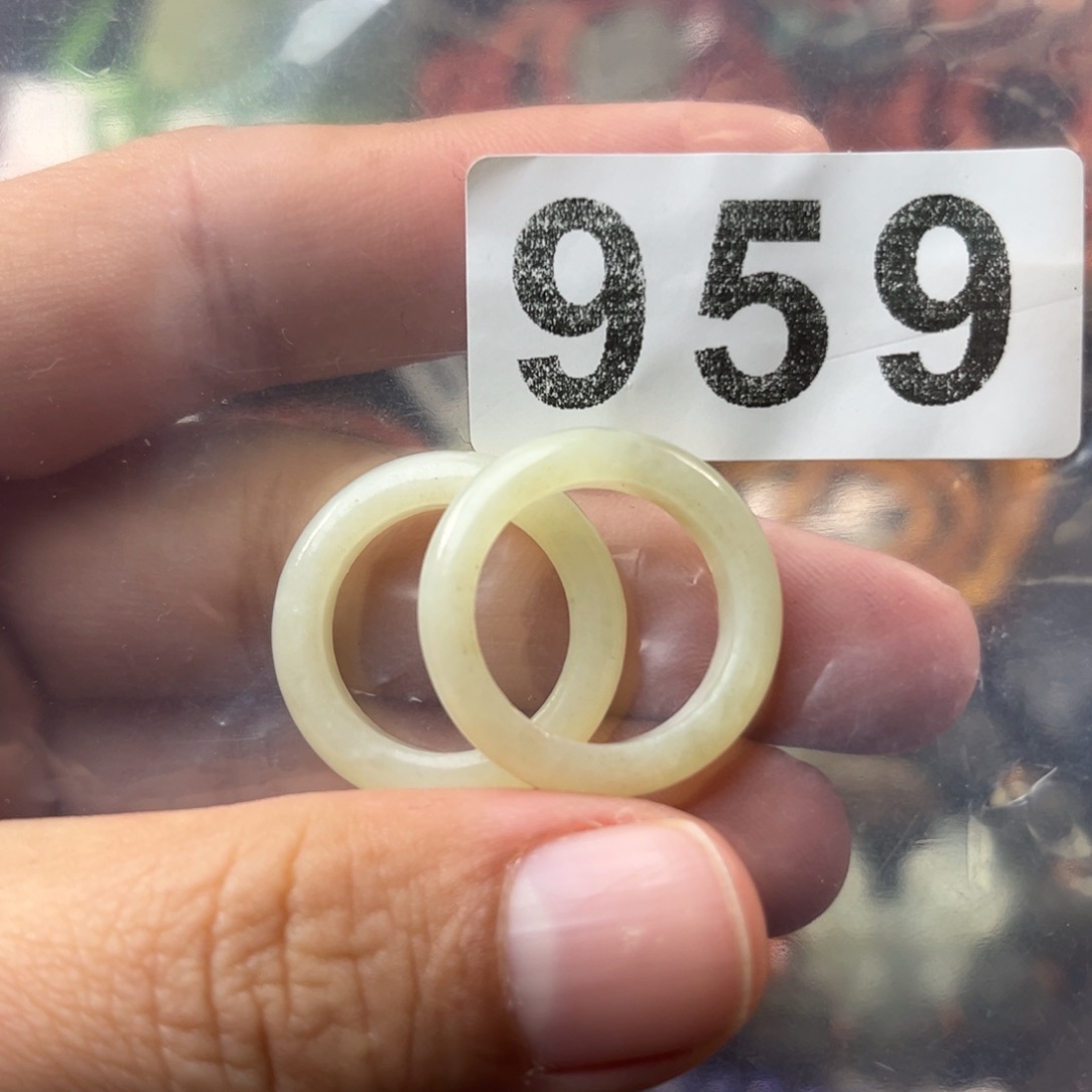 和田玉未镶嵌珠宝奇石