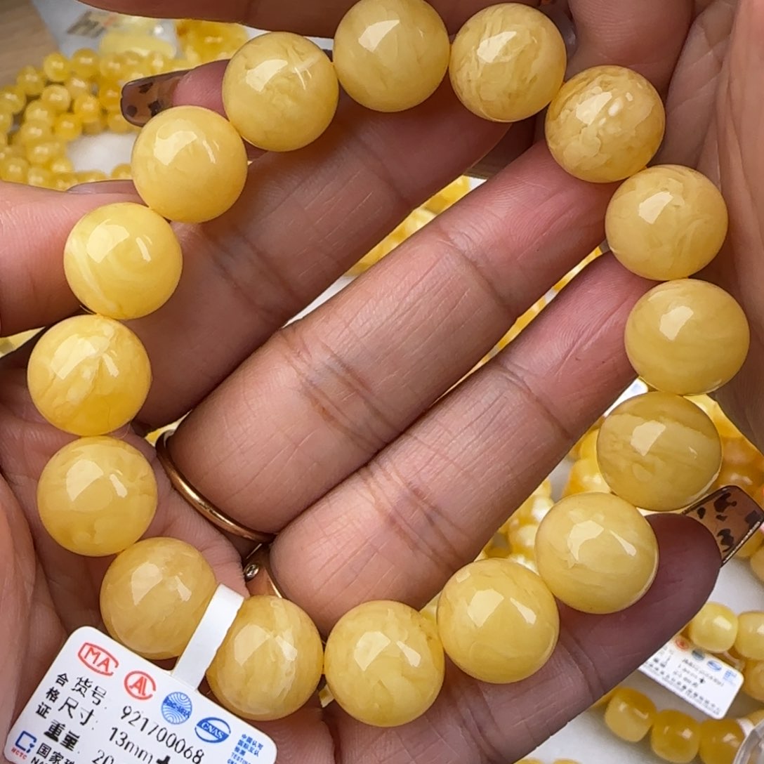 蜜蜡手链未镶嵌鸡油黄圆珠手串