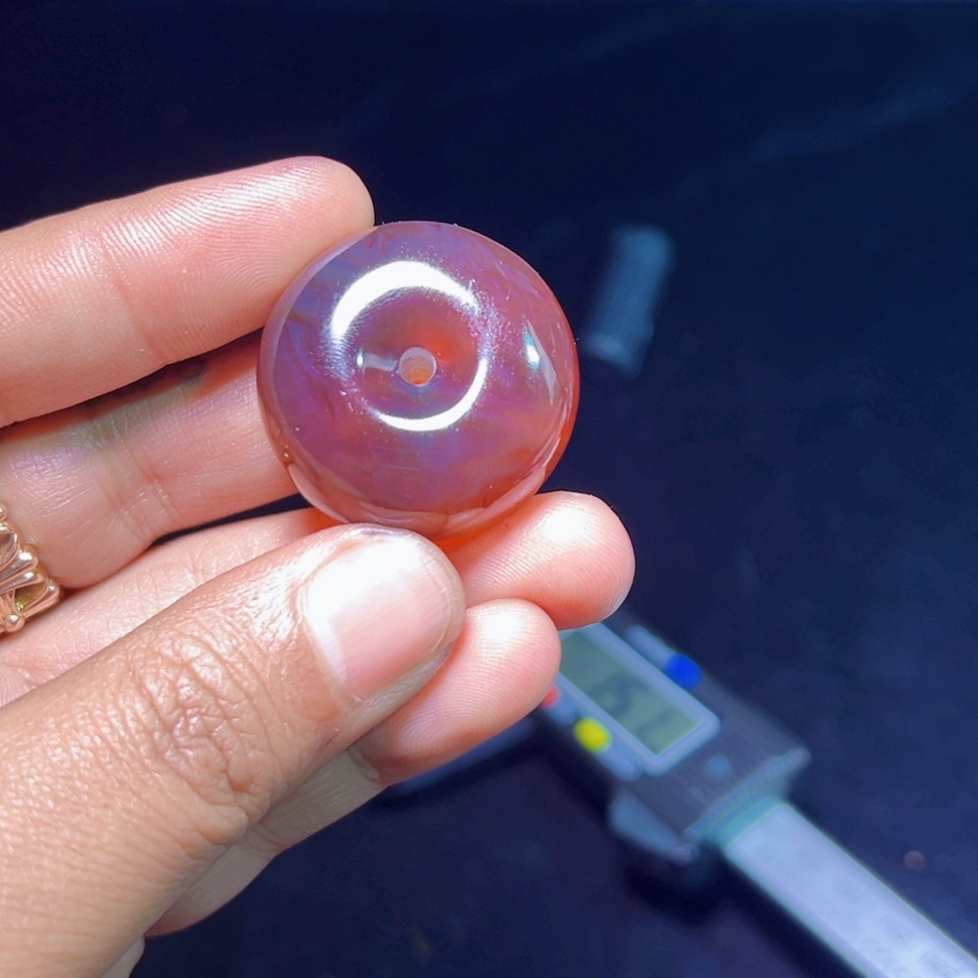 琥珀裸石未镶嵌琥珀