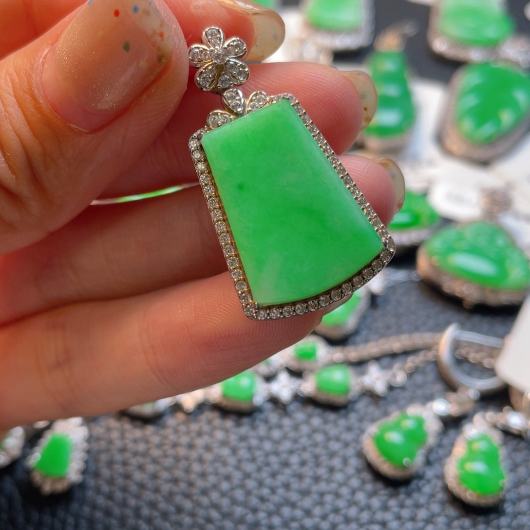 翡翠银S925镶嵌吊坠(不含链)