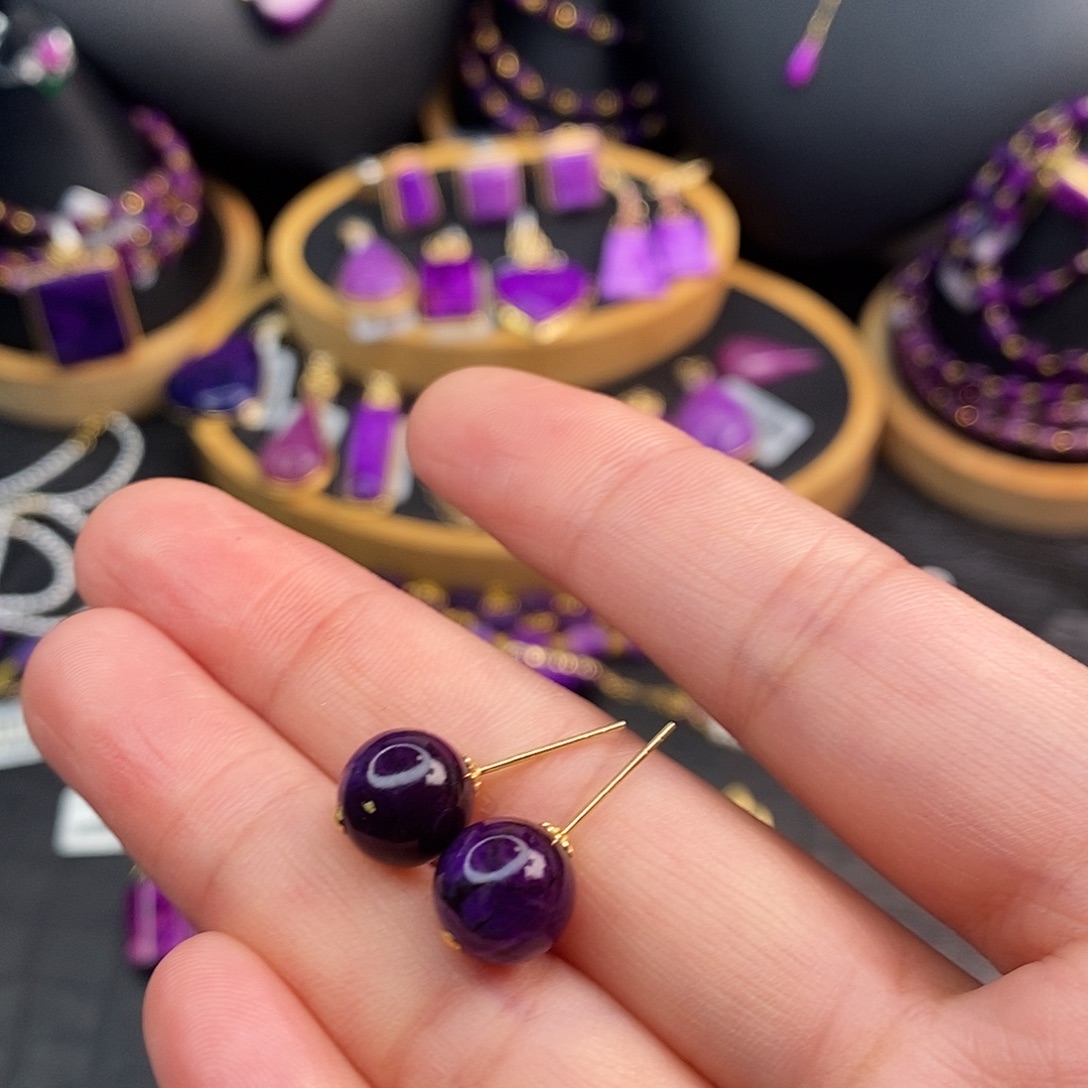 苏纪石（舒俱来）18K金镶嵌耳饰