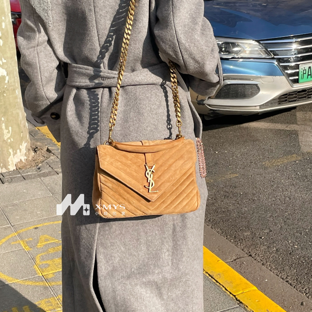 95新 YSL/圣罗兰 棕色磨砂皮麂皮v纹邮差包22年 24/17/6