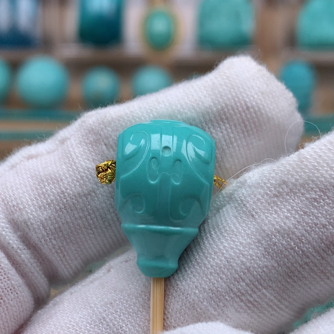 绿松石未镶嵌珠宝奇石12.6mm