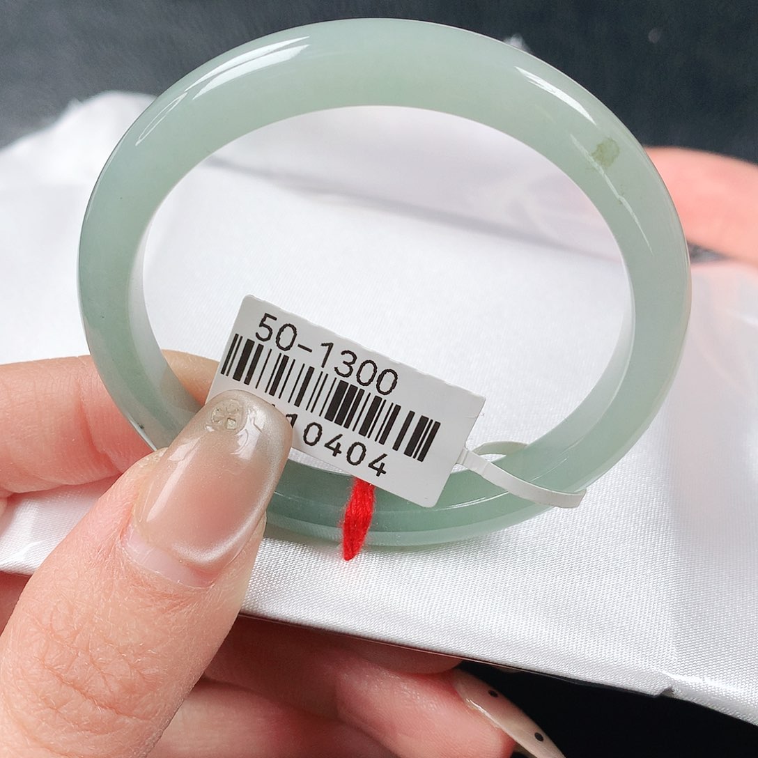 翡翠手镯未镶嵌冰甜绿贵妃50圈口 9号